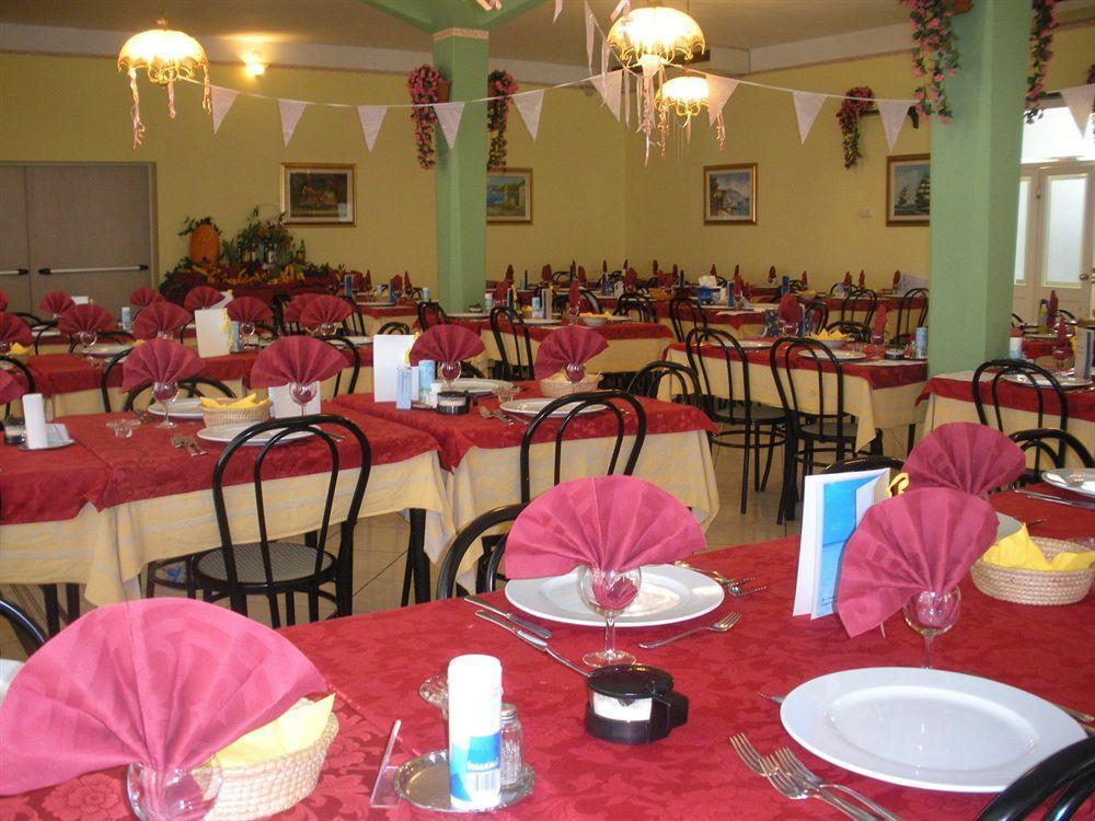 Hotel Serena Gatteo 外观 照片